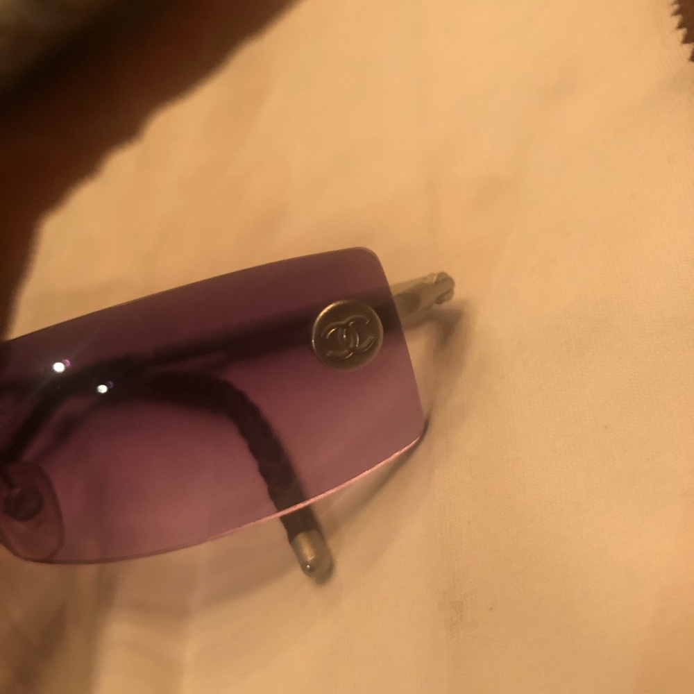 Authentic Vintage Chanel Sunglasses with case - Picture 5 of 8